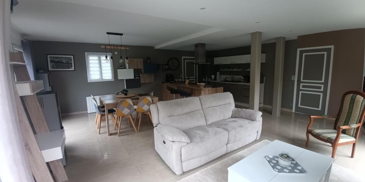 Grande Maison Entiere De 120M2 Epron エクステリア 写真