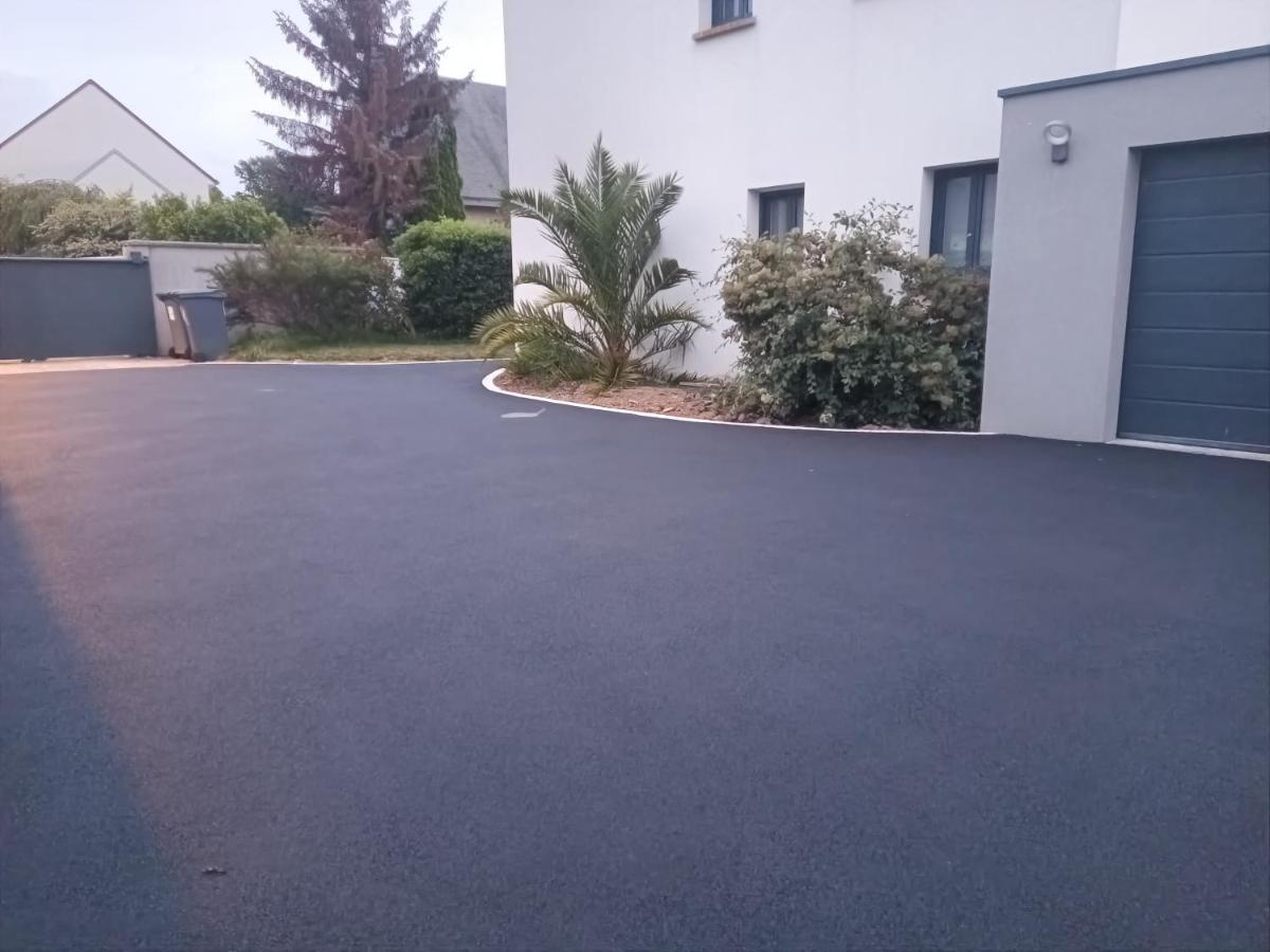 Grande Maison Entiere De 120M2 Epron エクステリア 写真